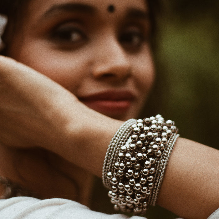 An introduction to all types of Jewellery at Saaj - Bracelets