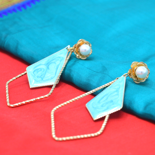 Modern Earrings Pearl with Blue Stone Veneer