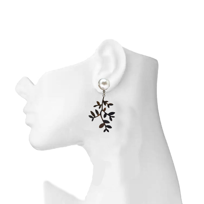 Silver Moti Leaf Shape Earring