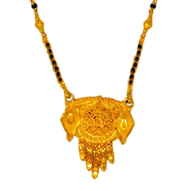 Plain Gold & Black Beads Mangalsutra Close Up