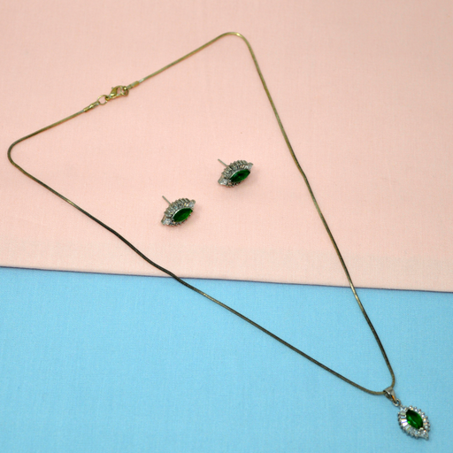 Silver & Green Stone Chain Pendant Necklace Set