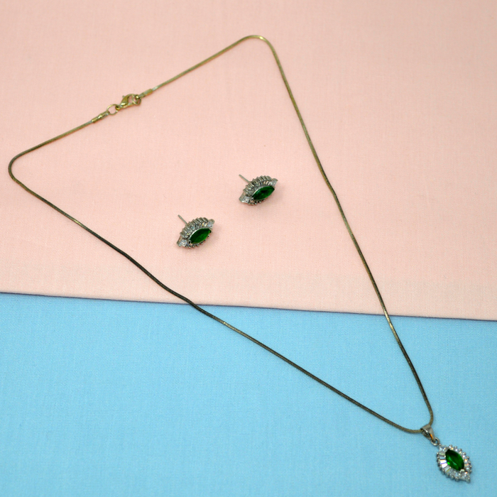 Classy Green gemstone CZ pendant necklace at ₹2750 | Azilaa