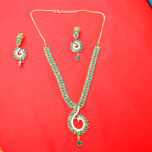 Green Stone Necklace Set