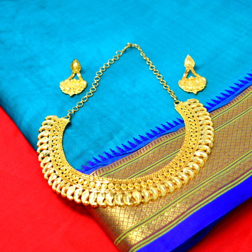 Plain Gold Leaf Shape Necklace Color