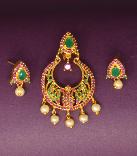 Red & Green Stone with Moti Pendant Set