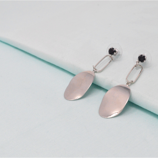 Silver Black Stone Earring  Color