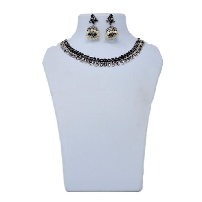 Black Stone Oxidised Necklace Set On Mannequin