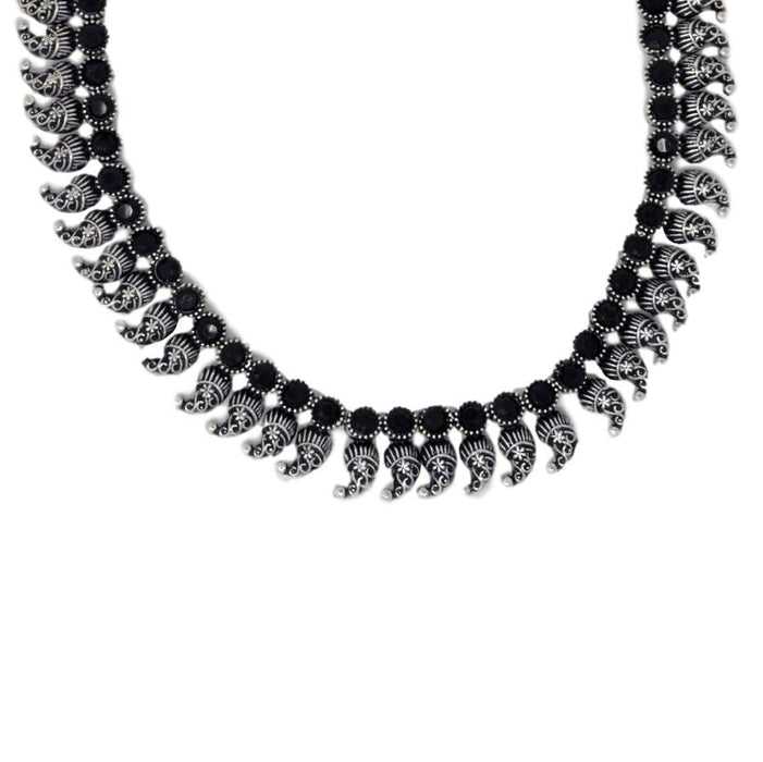 Black Stone Oxidised Necklace Set Close Up