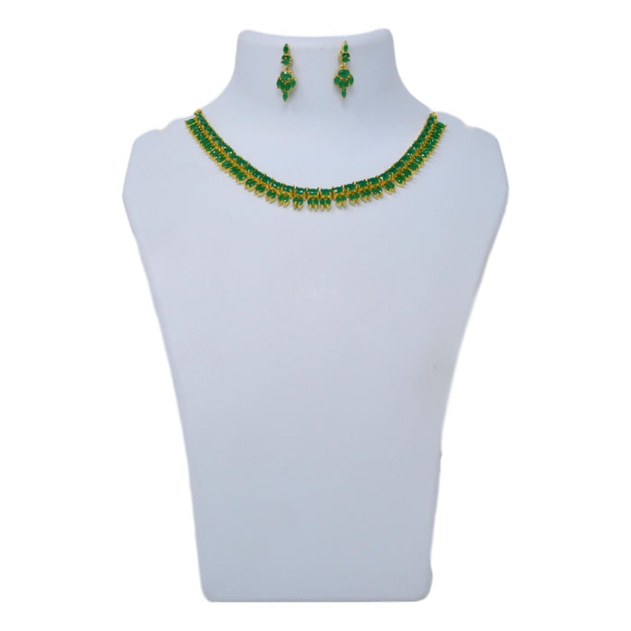 Green Stone Necklace Set On Mannequin