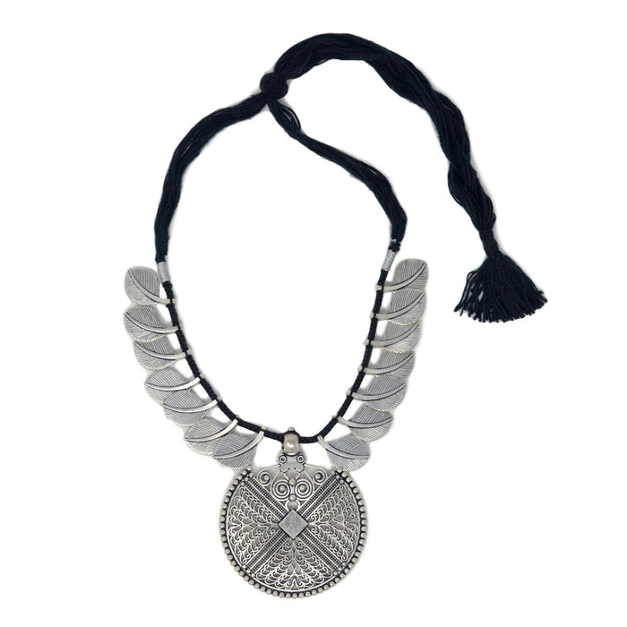Black Dhaga Leaves Necklace Top View